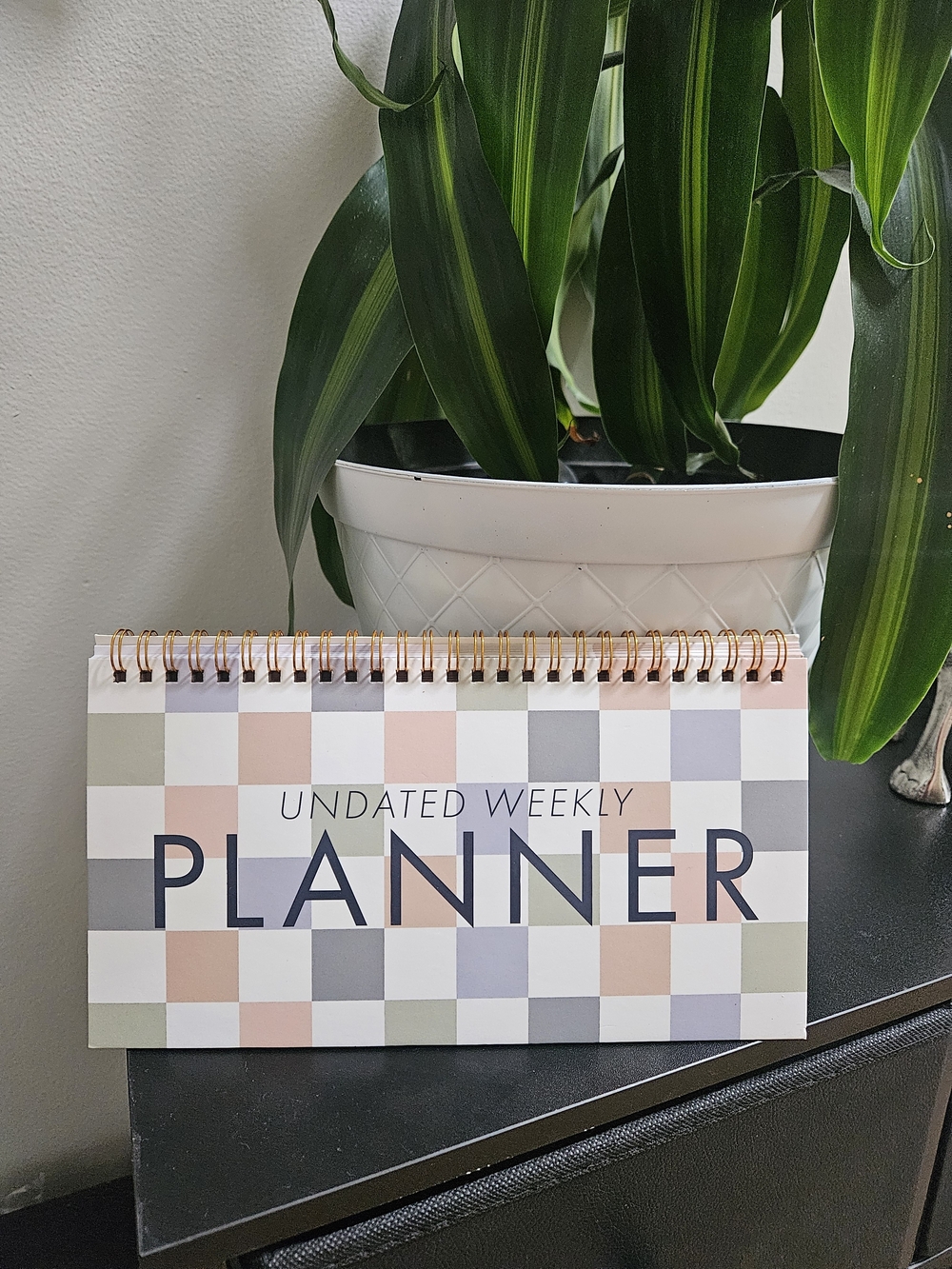 Undated Weekly Planner - Neutral Checkered Design, White
